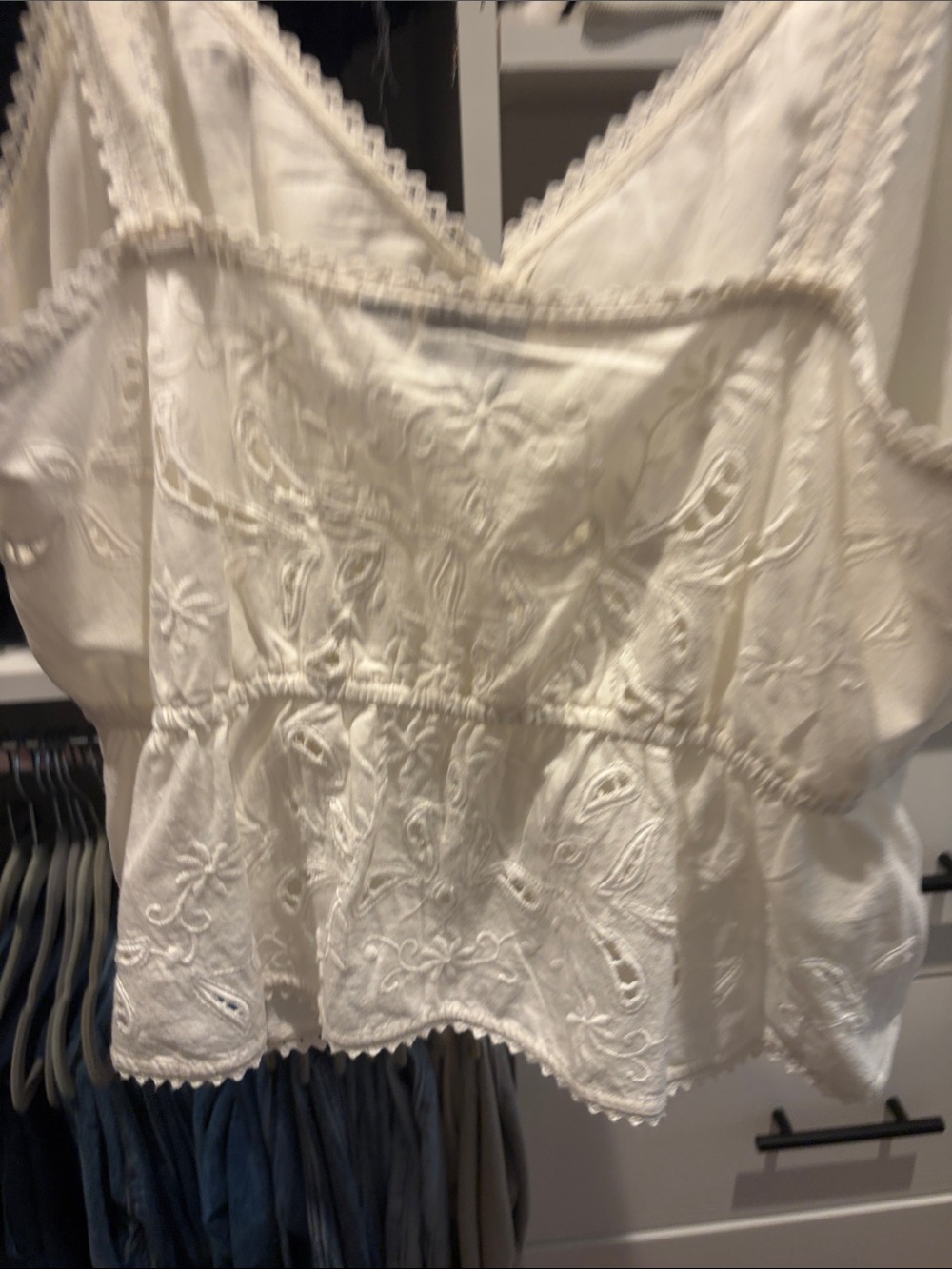 GAP White Embroidered Cotton Eyelet Camisole - Picture 4 of 4